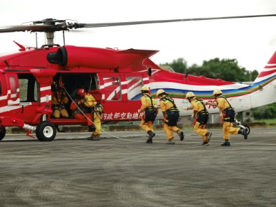 03國家森林救火隊垂降操作訓練