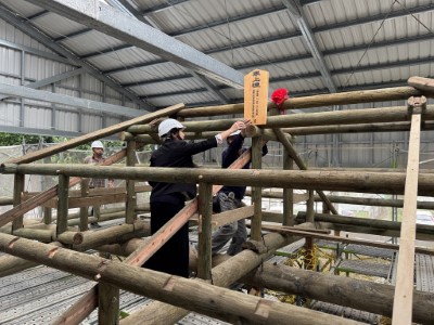 歷史建築「菁華林苑(花蓮港山林事業所官舍)」歷經數月修復，1月9日上午舉行上梁祈福儀式。