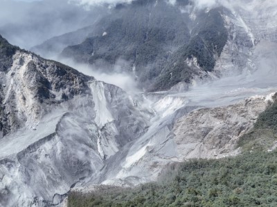 114年10月5日上午空拍堰塞湖區，初判無異常變化。