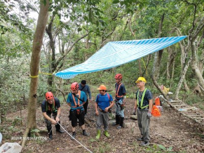 114年10月24日燕子口堰塞湖施工工作人員