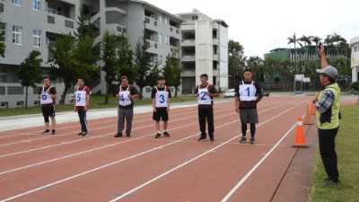 森林護管員甄試首日登場，術科測驗考驗實務能力與體能。